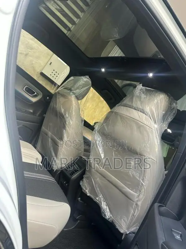Honda Vezel Z Play 2025 SUV Brand New
