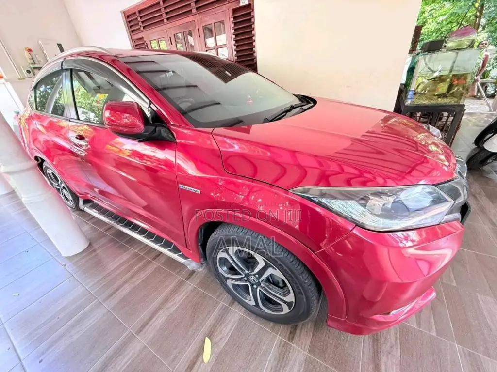 Honda Vezel 2016 SUV (Used)