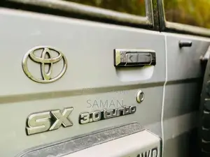 Toyota Land Cruiser 1992 SUV (Used)