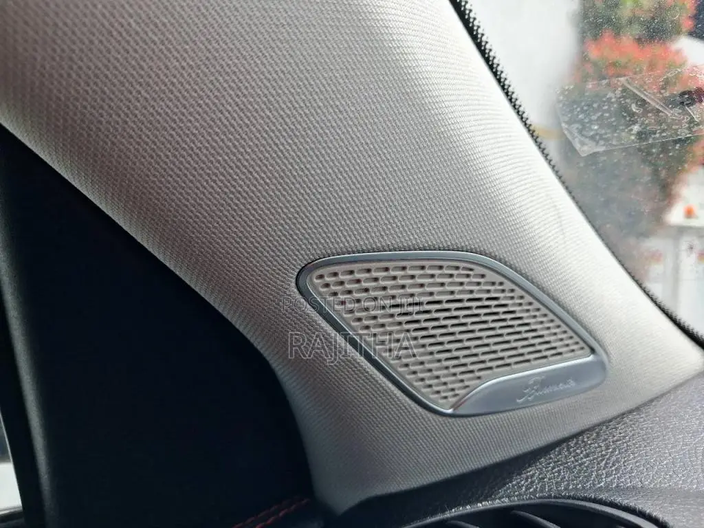 Mercedes-Benz GLB 200 AMG Comfortline 2020 SUV (Used)