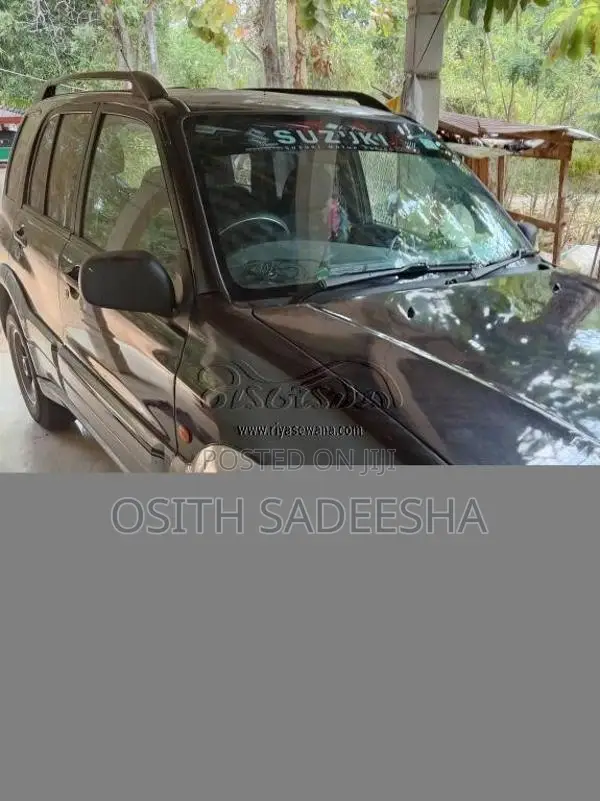 Suzuki Grand Vitara 2000 SUV (Used)