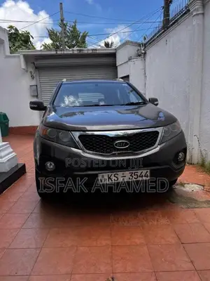 Kia Sorento 2011 SUV (Used)