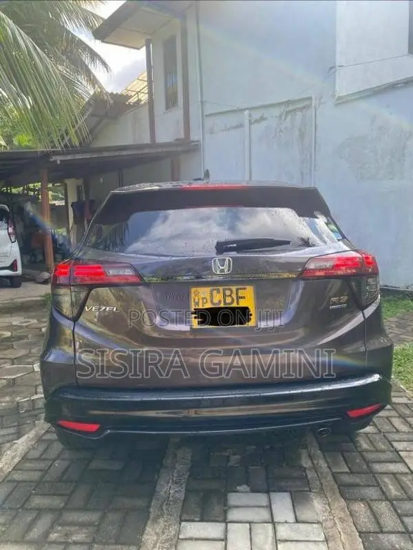 Honda Vezel 2018 SUV (Used)