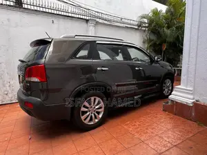 Kia Sorento 2011 SUV (Used)