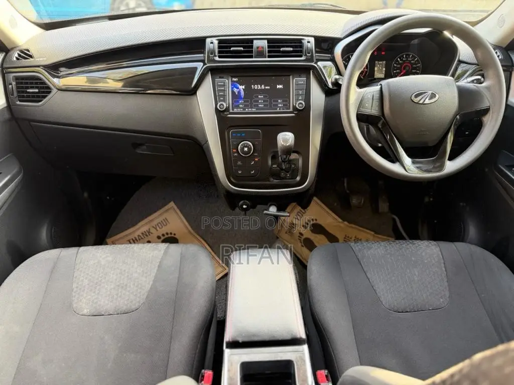 Mahindra Kuv 100 2022 SUV (Used)