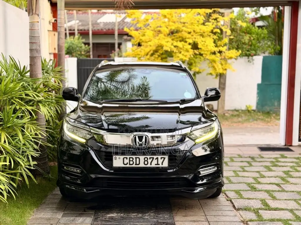 Honda Vezel RS 2018 SUV (Used)