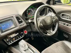 Honda Vezel RS 2018 SUV (Used)