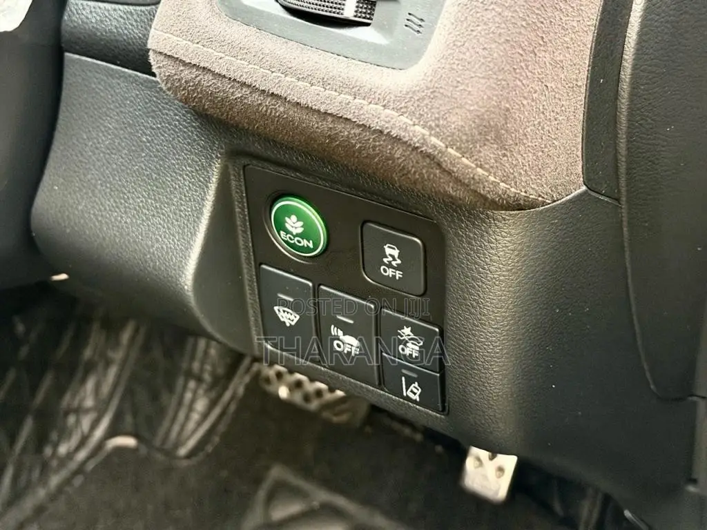 Honda Vezel RS 2018 SUV (Used)