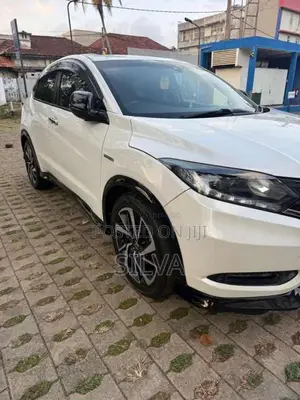 Honda Vezel 2017 SUV (Used)