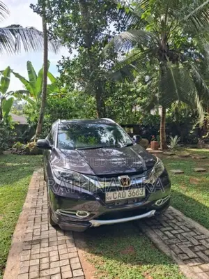 Honda Vezel 2014 SUV (Used)