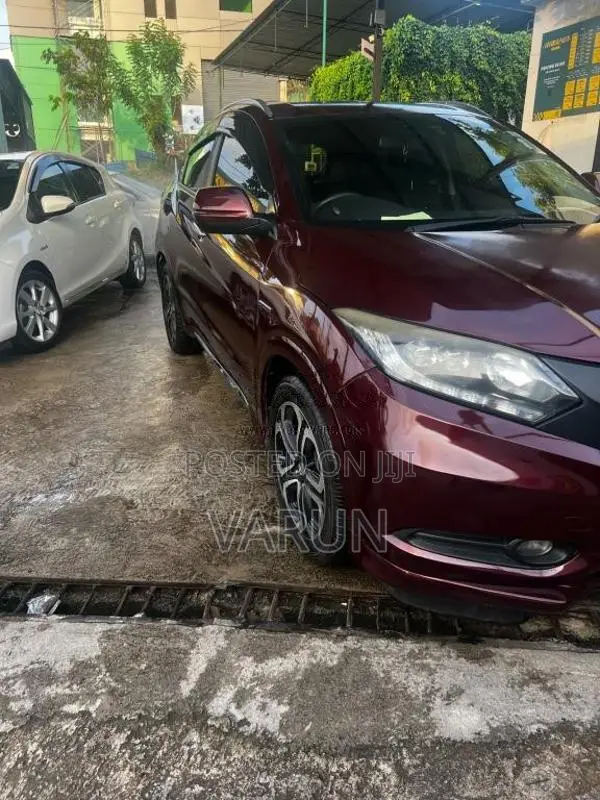 Honda Vezel 2015 SUV (Used)