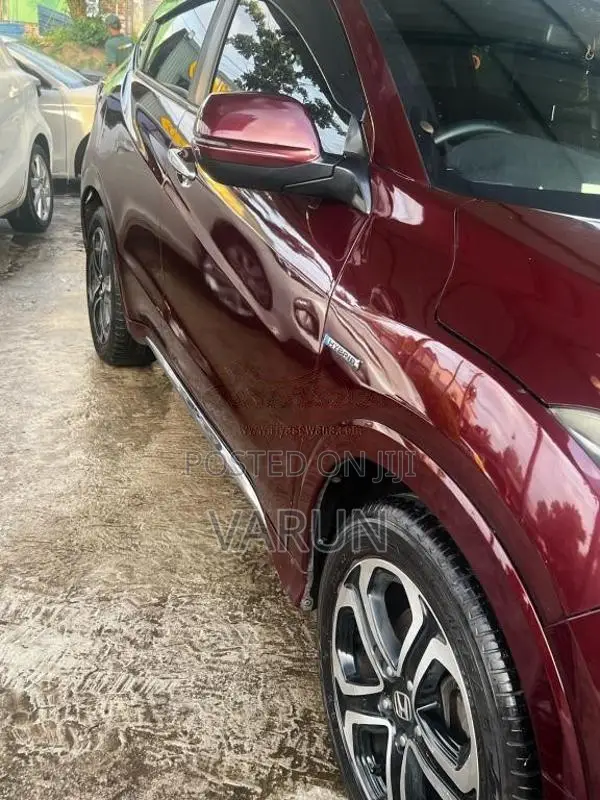 Honda Vezel 2015 SUV (Used)