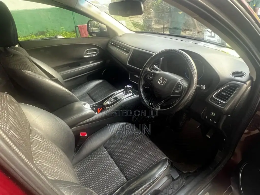 Honda Vezel 2015 SUV (Used)