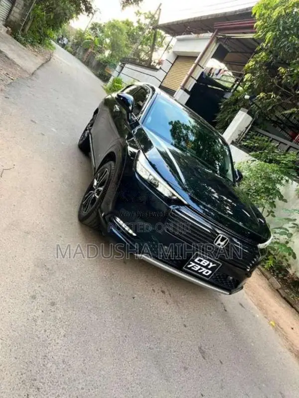 Honda Vezel Premium 2026 SUV (Used)