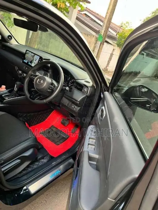 Honda Vezel Premium 2026 SUV (Used)