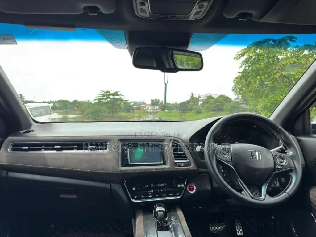 Honda VEZEL 2018 SUV (Used)
