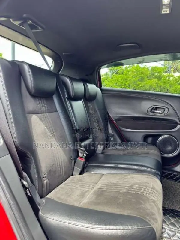 Honda VEZEL 2018 SUV (Used)
