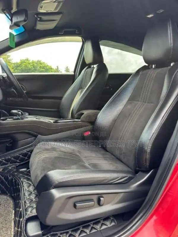 Honda VEZEL 2018 SUV (Used)