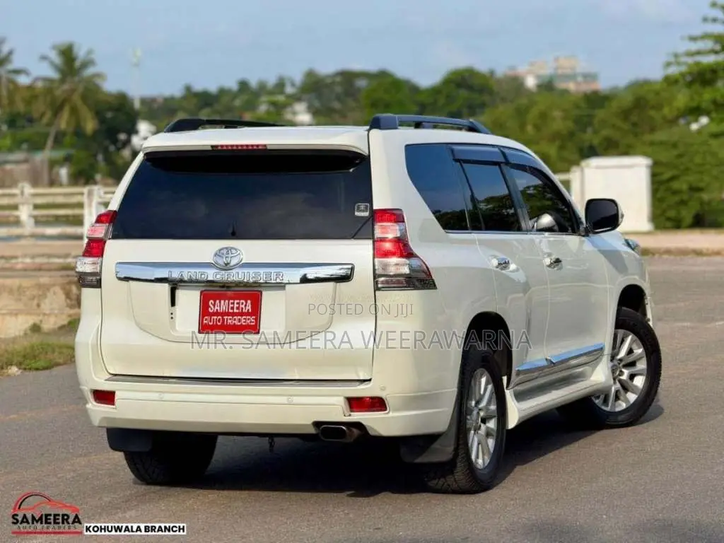 Toyota Land Cruiser PRADO 150 LC5 2014 SUV (Used)