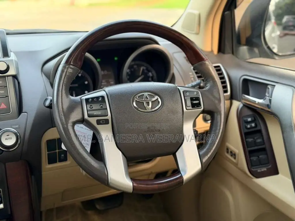 Toyota Land Cruiser PRADO 150 LC5 2014 SUV (Used)