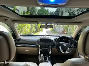 Kia Sorento 2012 SUV (Used)