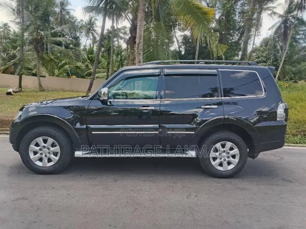 Mitsubishi Montero 2015 SUV (Used)