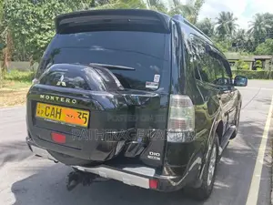Mitsubishi Montero 2015 SUV (Used)