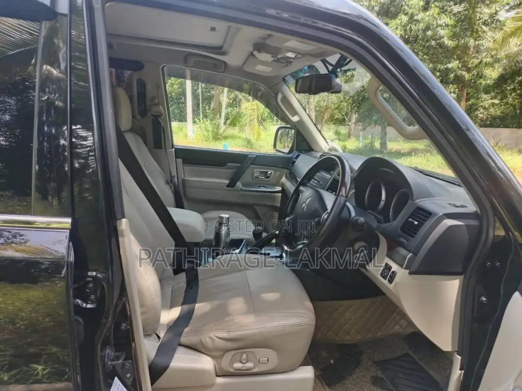 Mitsubishi Montero 2015 SUV (Used)