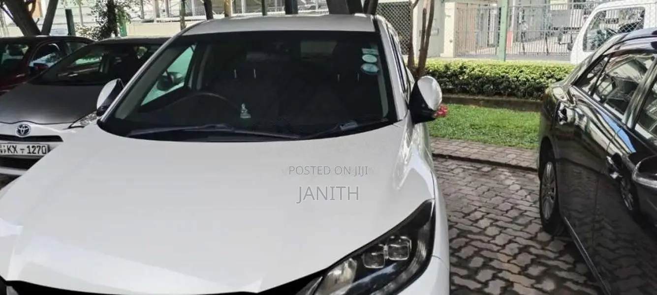 Honda Vezel 2014 SUV (Used)