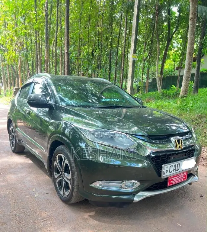 Honda Vezel 2014 SUV (Used)