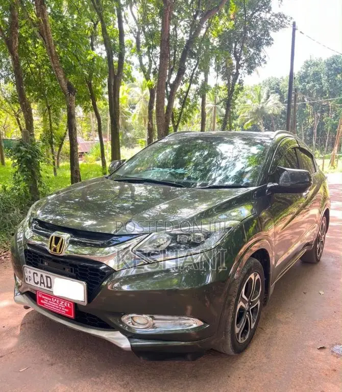 Honda Vezel 2014 SUV (Used)