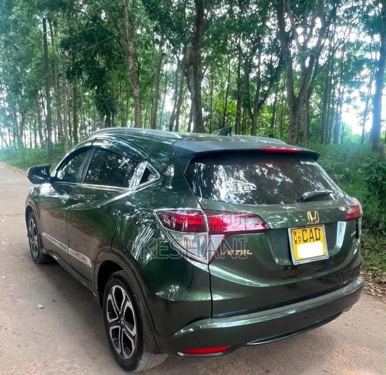 Honda Vezel 2014 SUV (Used)