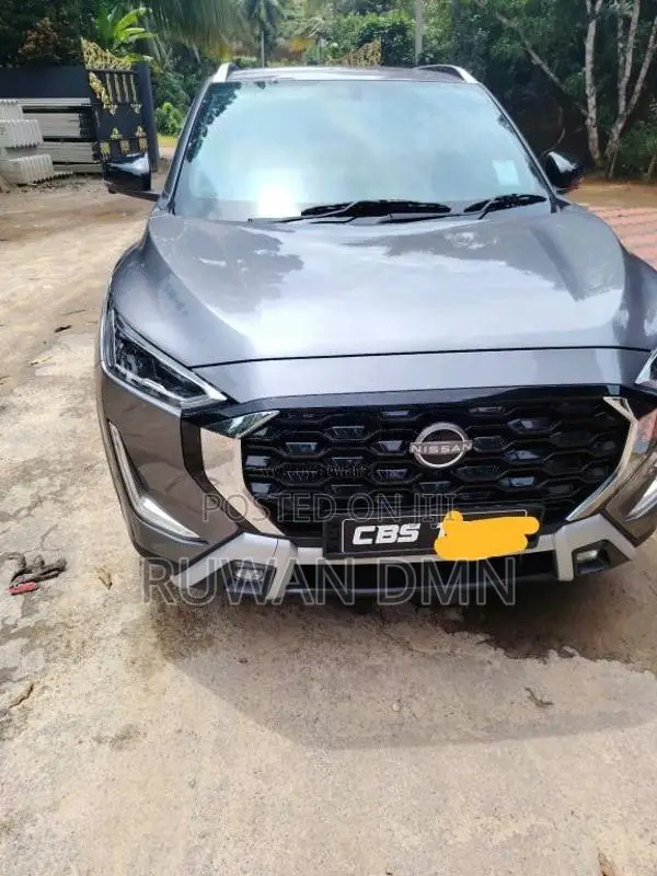 Nissan Magnite 2025 SUV (Used)