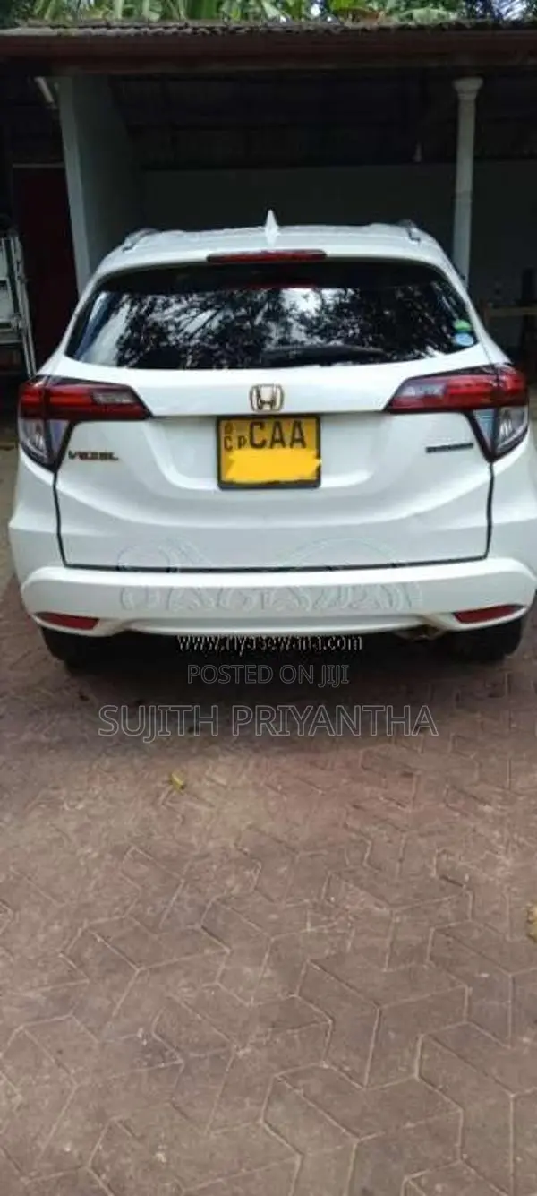Honda Vezel 2014 SUV (Used)