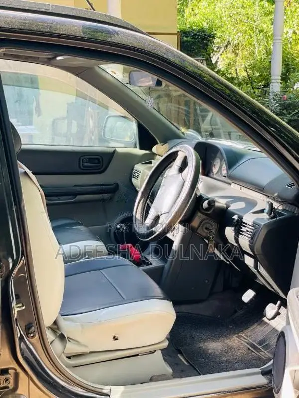 Nissan X-Trail 2001 SUV (Used)