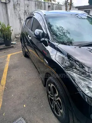 Honda Vezel 2014 SUV (Used)