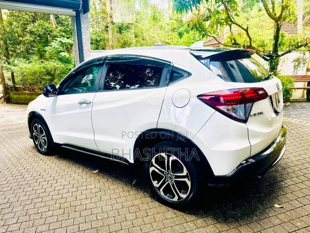 Honda Vezel 2016 SUV (Used)