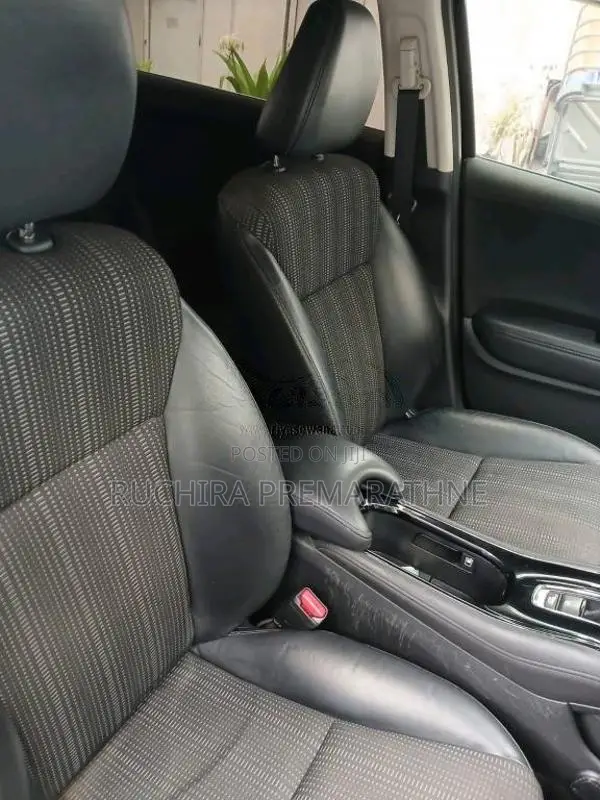 Honda Vezel 2014 SUV (Used)