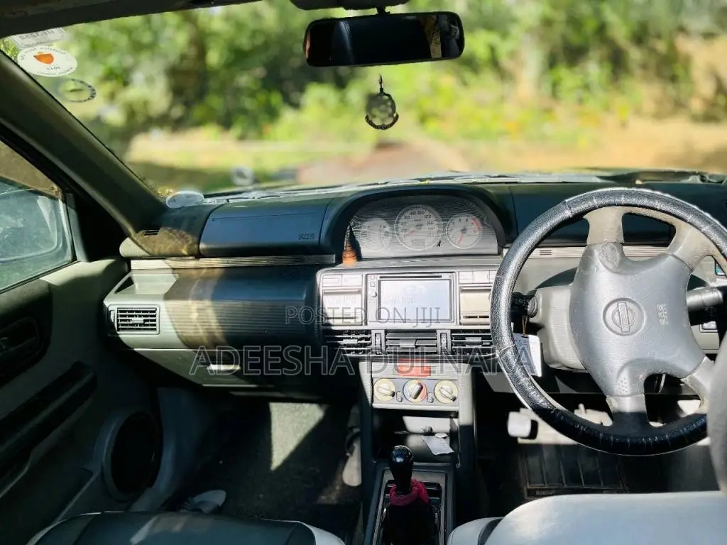 Nissan X-Trail 2001 SUV (Used)