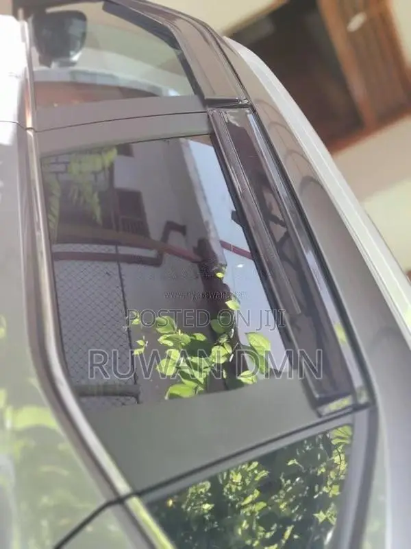 Nissan Magnite 2025 SUV (Used)