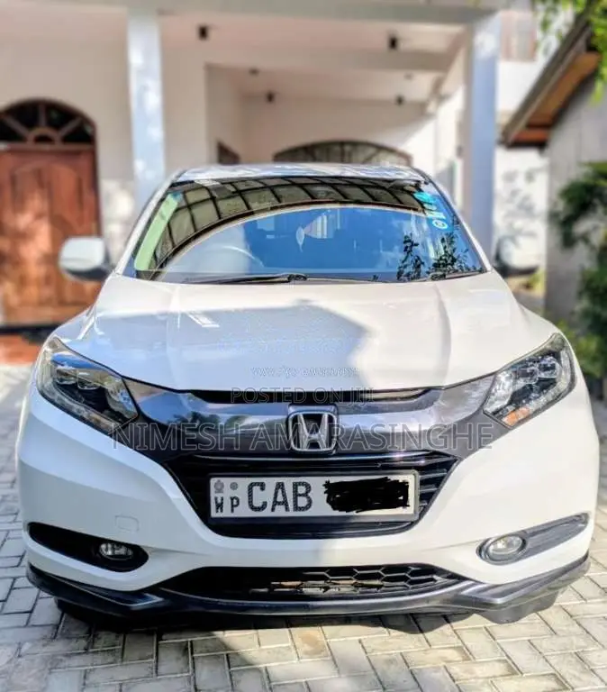 Honda Vezel 2014 SUV (Used)