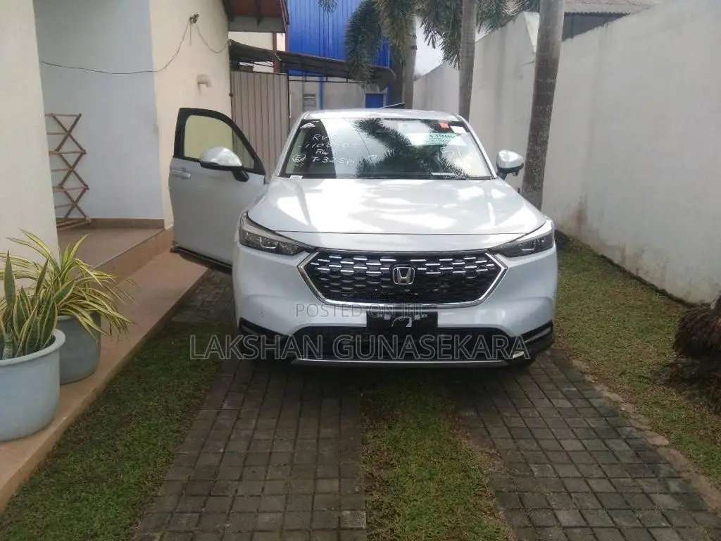 Honda Vezel 2023 SUV (Used)