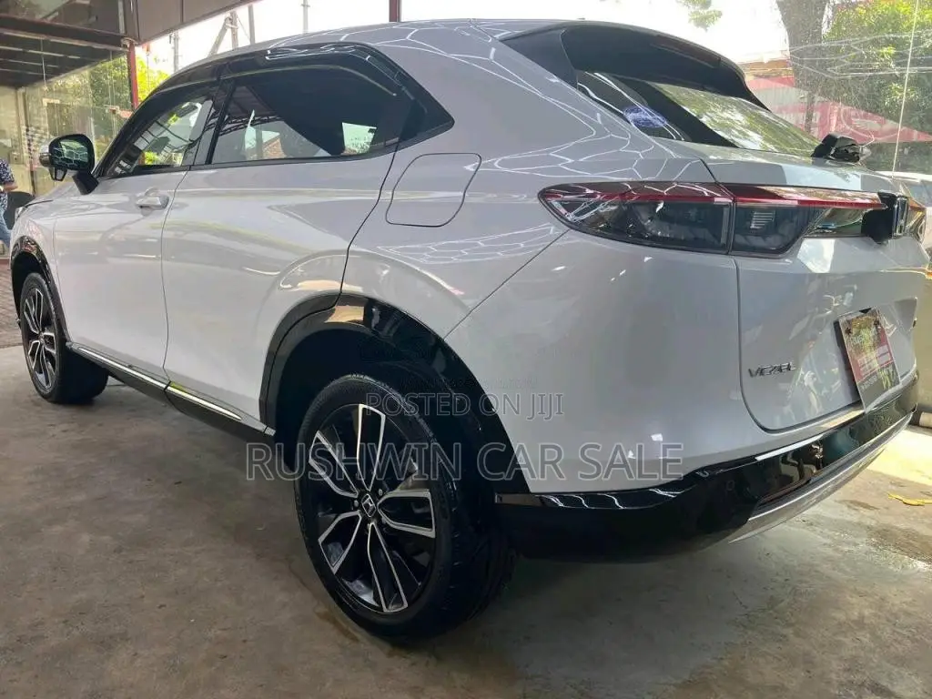 Honda Vezel Z 2023 SUV Unregistered (Recondition)