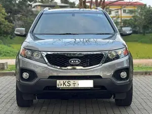 Kia Sorento 2011 SUV (Used)