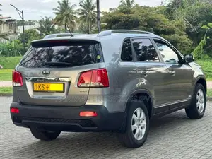Kia Sorento 2011 SUV (Used)