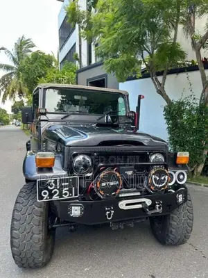 Toyota Land Cruiser BJ 40 1982 SUV (Used)