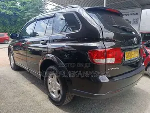Micro Kyron 2009 SUV (Used)