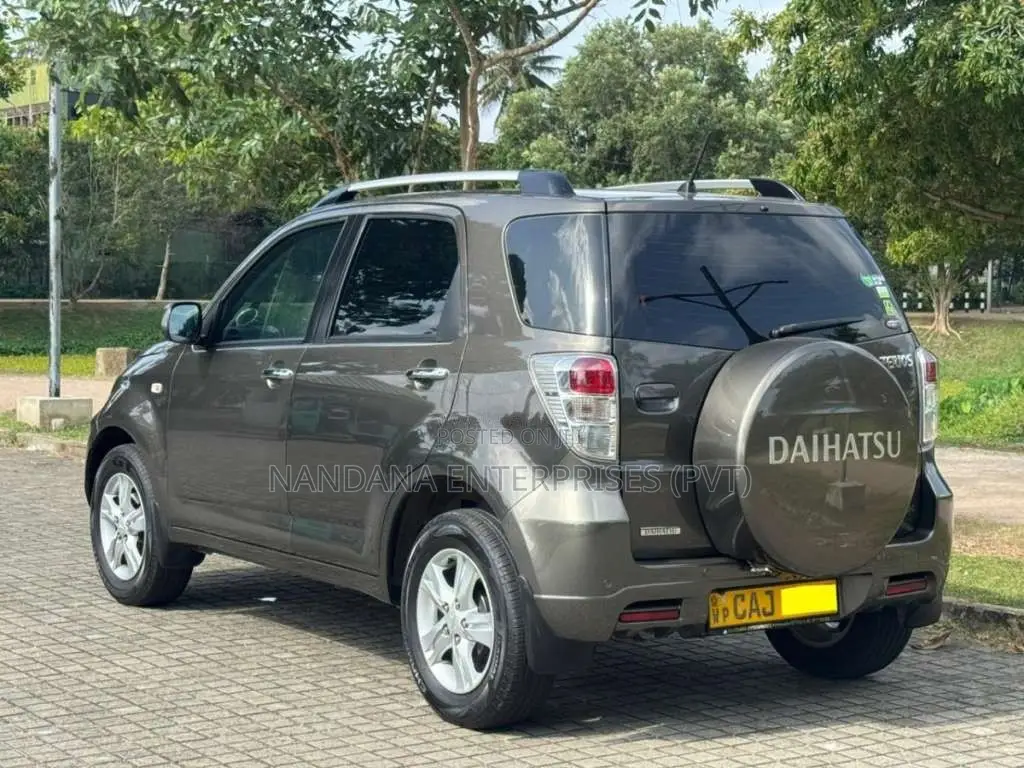 Daihatsu Terios 2015 SUV (Used)