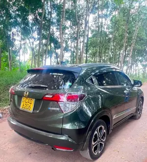 Honda Vezel 2014 SUV (Used)