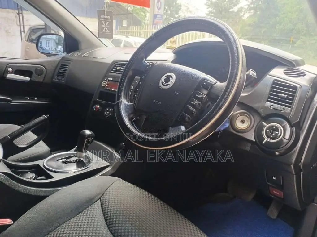 Micro Kyron 2009 SUV (Used)